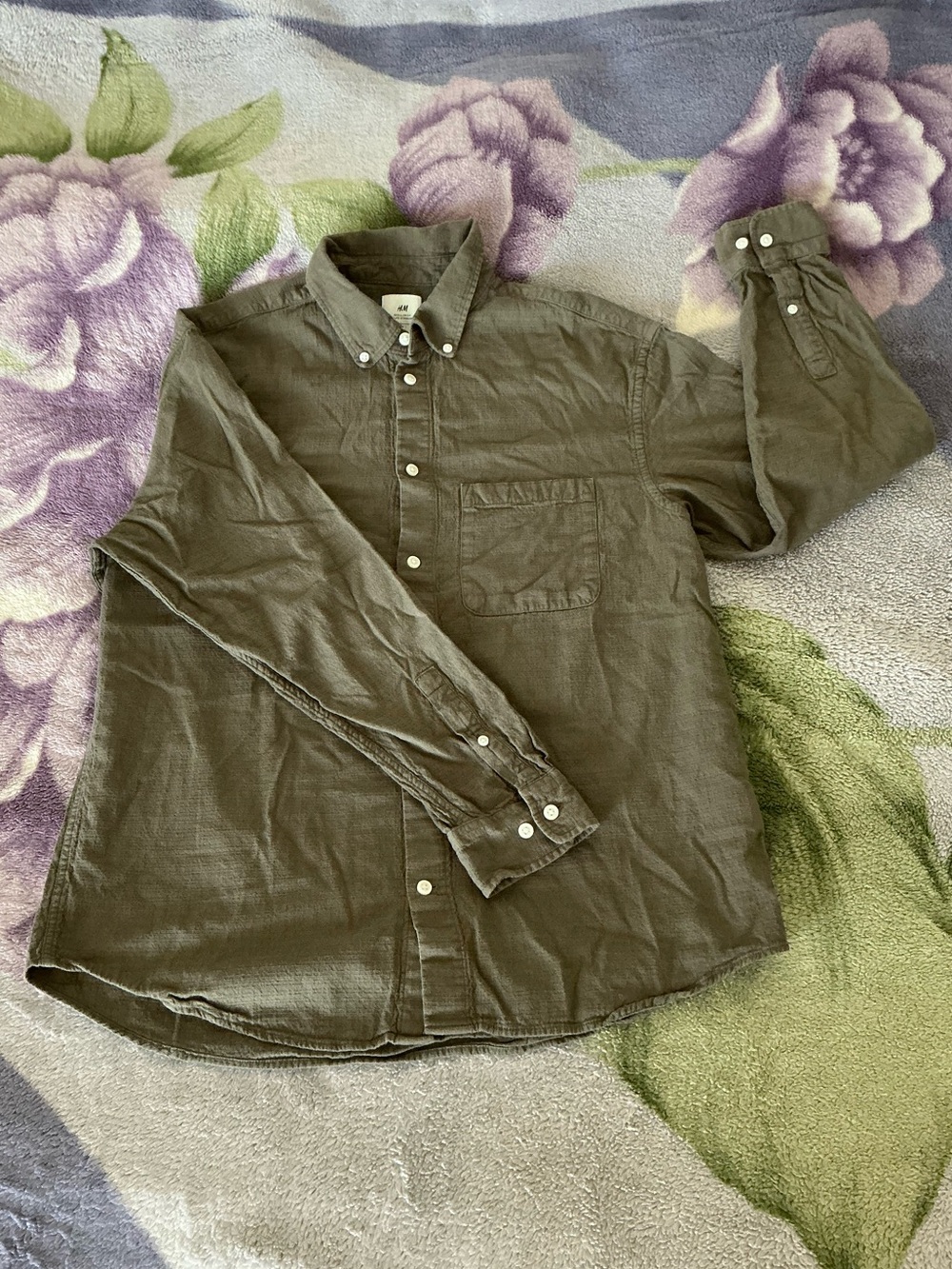 H&M Men’s Regular Fit Textured Shirt - Picture 7 of 12
